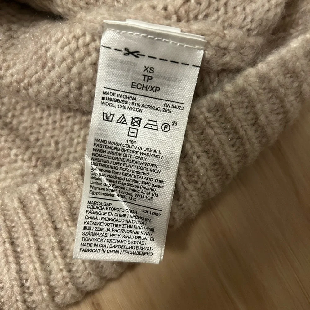 gap cardigan - Picture 3 of 3